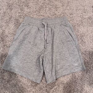 Alo Yoga Chill Short